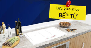 1 - 𝙇ự𝙖 𝙘𝙝ọ𝙣 𝙠í𝙘𝙝 𝙩𝙝ướ𝙘 𝙗ế𝙥 𝙩ừ 👉 Hiện nay, kích thước bếp từ phổ biến nhất là 60 - 75cm (từ 2 - 4 vùng nấu). Bạn nên chọn kích thước bếp vừa vặn nhất để đỡ tốn công sức sửa chữa và giúp căn bếp nhìn hài hòa hơn 2 - 𝙇ự𝙖 𝙘𝙝ọ𝙣 𝙡𝙞𝙣𝙝 𝙠𝙞ệ𝙣 𝙗ế𝙥 Linh kiện bếp là yếu tố chủ chốt quyết định đến chất lượng của bếp. Những linh kiện bếp mà bạn cần lư ý thật kỹ khi mua bếp từ là: 👉 MẶT KÍNH: Là bộ mặt của bếp và chịu nhiều lực tác động nhất khi nấu ăn. Bạn cần chọn loại kính tốt nhất cho bếp của mình có thể chịu được nhiệt, chịu sốc nhiệt và cường lực 👉 MÂM TỪ: Nên chọn loại bếp có mâm từ tốt vì nó sẽ cho phép bếp chỉ sinh ra nhiệt khi bạn đặt nồi lên bếp và sẽ tự động tắt khi bạn bỏ nồi ra khỏi bếp. Tính năng này sẽ giúp bạn tiết kiệm được rất nhiều năng lượng. 3 - 𝙎ố 𝙫ù𝙣𝙜 𝙣ấ𝙪 𝙘ủ𝙖 𝙗ế𝙥 𝙩ừ 👉 Nếu gia đình bạn có khoảng từ 2-6 thành viên, bạn chỉ nên chọn bếp từ 2-3 vùng nấu. 👉 Nhưng nếu bạn muốn chọn chiếc bếp từ cho nhà hàng hoặc gia đình đông thành viên hơn bạn có thể lựa chọn chiếc bếp nhiều vùng nấu như 4 - 5 - 6 hoặc thậm chí toàn bộ bề mặt bếp 4 - Đ𝙞ề𝙪 𝙠𝙝𝙞ể𝙣 𝙘ả𝙢 ứ𝙣𝙜 👉 Ưu điểm của một chiếc bếp từ có điều khiển cảm ứng sẽ giúp bạn dễ dàng điều chỉnh các chức năng trong nấu ăn chỉ bằng một cú chạm nhẹ. Hơn nữa, bề mặt phẳng của bảng điều khiển cảm ứng sẽ giúp bạn có thể dễ dàng lau chùi, vệ sinh hơn là các loại điều khiển núm vặn. 5 - 𝙃𝙞ệ𝙪 𝙨𝙪ấ𝙩 𝙣𝙜𝙪ồ𝙣 đ𝙞ệ𝙣 Mỗi bếp từ có thể có nhiều yêu cầu điện áp khác nhau để hoạt động. Bếp từ càng nhiều vùng nấu thì công xuất bếp càng cao, cần nhiều năng lượng điện. Yêu cầu mạch cho một vùng nấu của bếp từ là 15amp. Một chiếc bếp từ có khoảng 4-5 vùng nấu sẽ yêu cầu mạch tối thiểu là 40-50amp. 6 - 𝙇ự𝙖 𝙘𝙝ọ𝙣 𝙘á𝙘 𝙩í𝙣𝙝 𝙣ă𝙣𝙜 𝙘ủ𝙖 𝙗ế𝙥 Hãy xác định xem bạn cần tư vấn mua bếp từ cho ai? Nếu mua cho những người già, hãy lựa chọn những chiếc bếp có tính năng nấu ăn đơn giản. Đừng nghĩ một chiếc bếp có càng nhiều chức năng càng tốt, nó chỉ phù hợp với những người trẻ tuổi và thích sáng tạo nhiều món ăn khác nhau thôi. Người già sẽ thích các loại bếp có tính năng đơn giản, dễ nhớ. 7 - 𝙉𝙜𝙪ồ𝙣 𝙜ố𝙘 𝙭𝙪ấ𝙩 𝙭ứ 👉 Nếu bạn muốn mua một chiếc bếp từ chất lượng tốt. Một lưu ý khi mua bếp từ mà bạn cần ghi nhớ đó chính là nguồn gốc xuất xứ, giấy kiểm định của chúng. 👉 Ngoài ra, bạn cũng nên lựa chọn những cửa hàng, đại lý, thương hiệu bếp uy tín để chọn mua để được đảm bảo được mua hàng chính hãng và hưởng đầy đủ quyền lợi sau bán hàng 👉 Mong rằng tất cả những lưu ý khi mua bếp từ trên đây sẽ giúp bạn có nhiều kiến thức và kinh nghiệm chọn mua bếp từ hơn. ----------------- 🔆 Siêu thị bếp Tài Phát hân hạnh là Nhà Phân Phối hàng đầu tại Hải Phòng các thiết bị bếp nhập khẩu chính hãng. 🔆 Các thương hiệu hàng đầu CHLB Đức: SPELIER, BOSCH, KAFF, GENNY... 🔆 Cùng các thương hiệu khác như Caraval, Nagakawa, Konox...